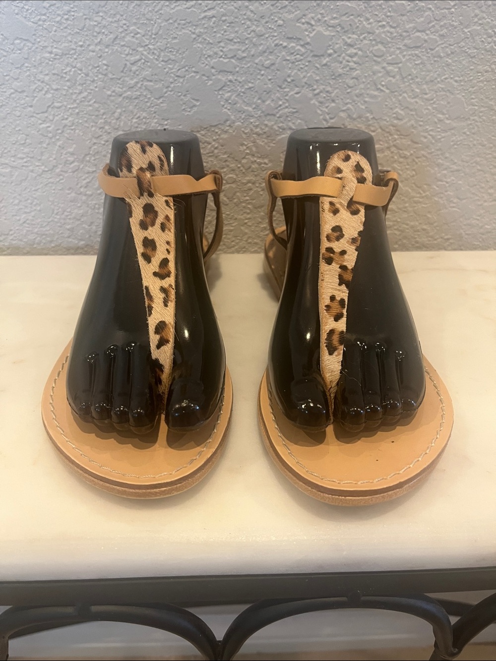 Leopard-Accent T-Strap Sandals in Tan